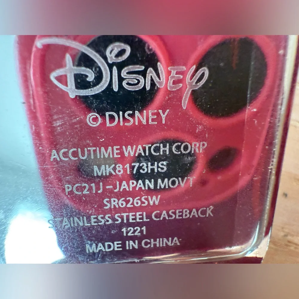 Disney rectangular Mickey Mouse silver tone watch NEW BATTERY